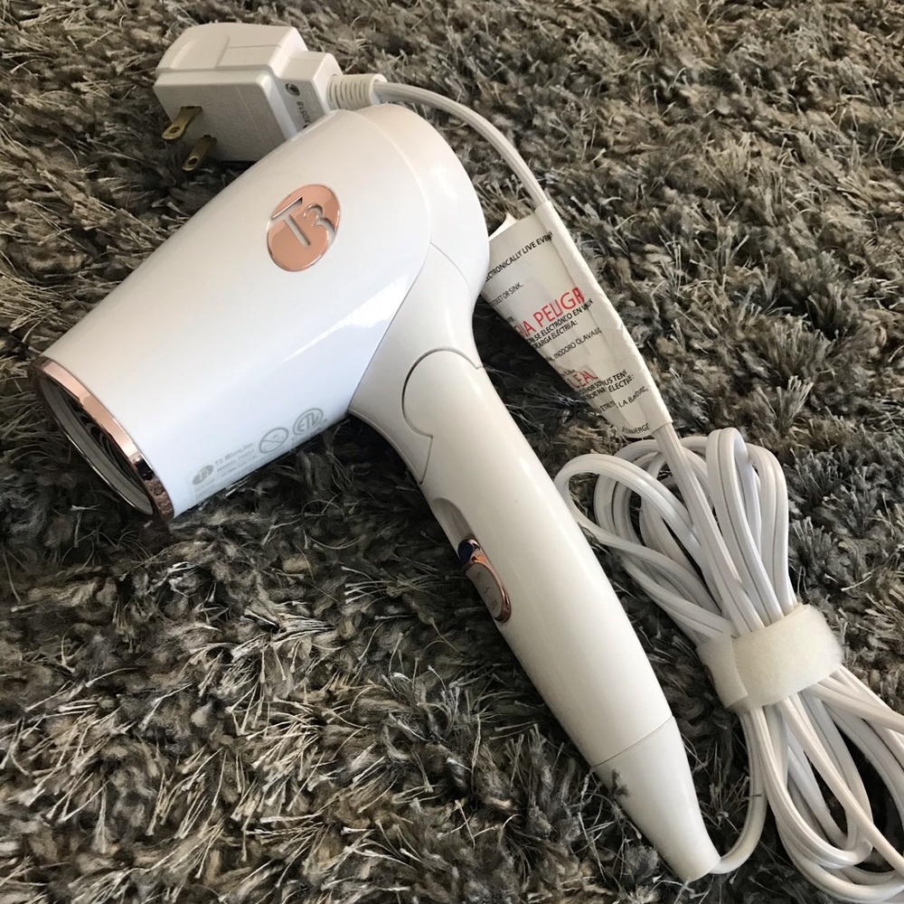 T3 Featherweight Compact Folding Travel Hair Dryer